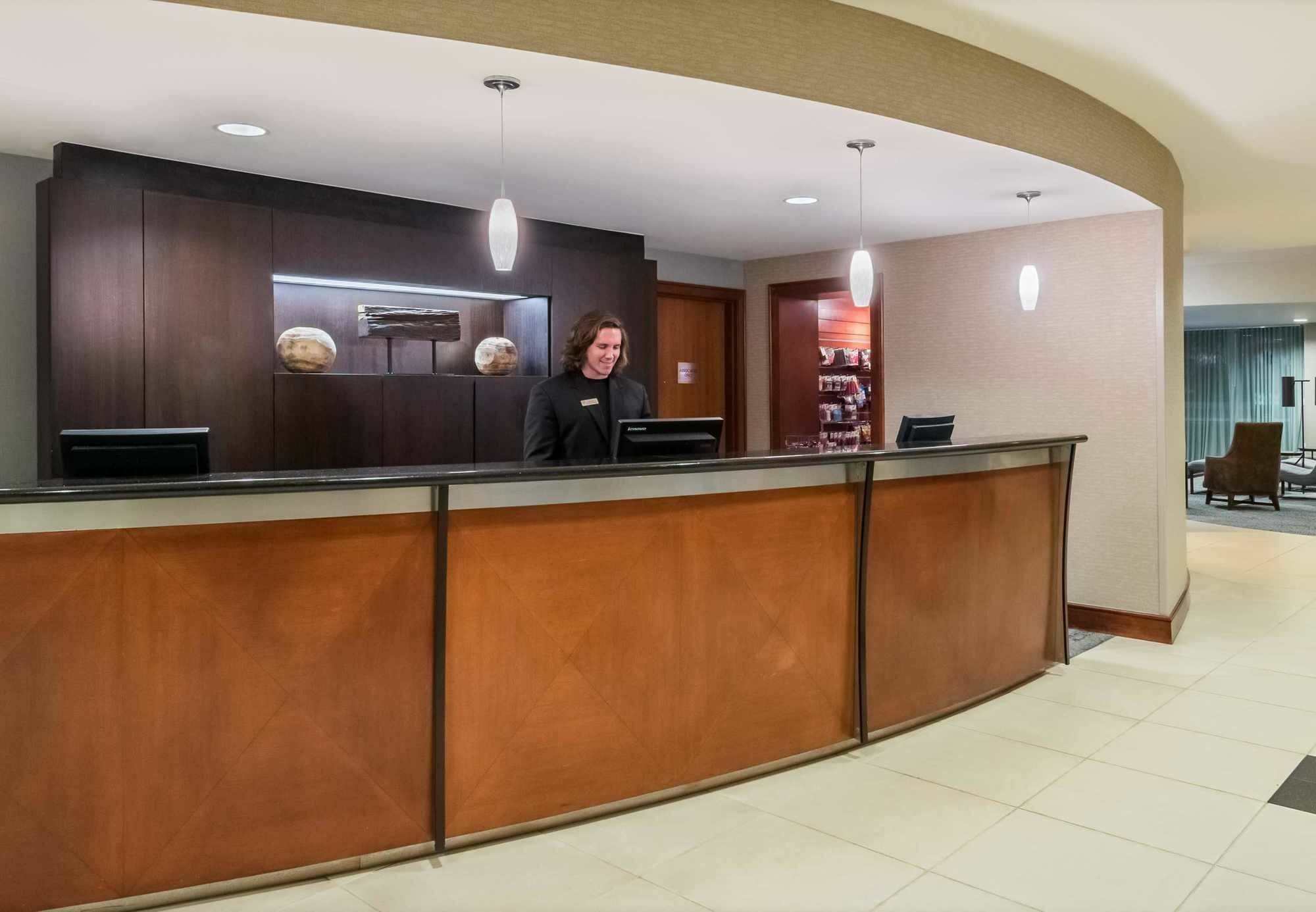 Courtyard By Marriott Fort Myers I 75 Gulf Coast Town Center Hotel Estero Exterior photo