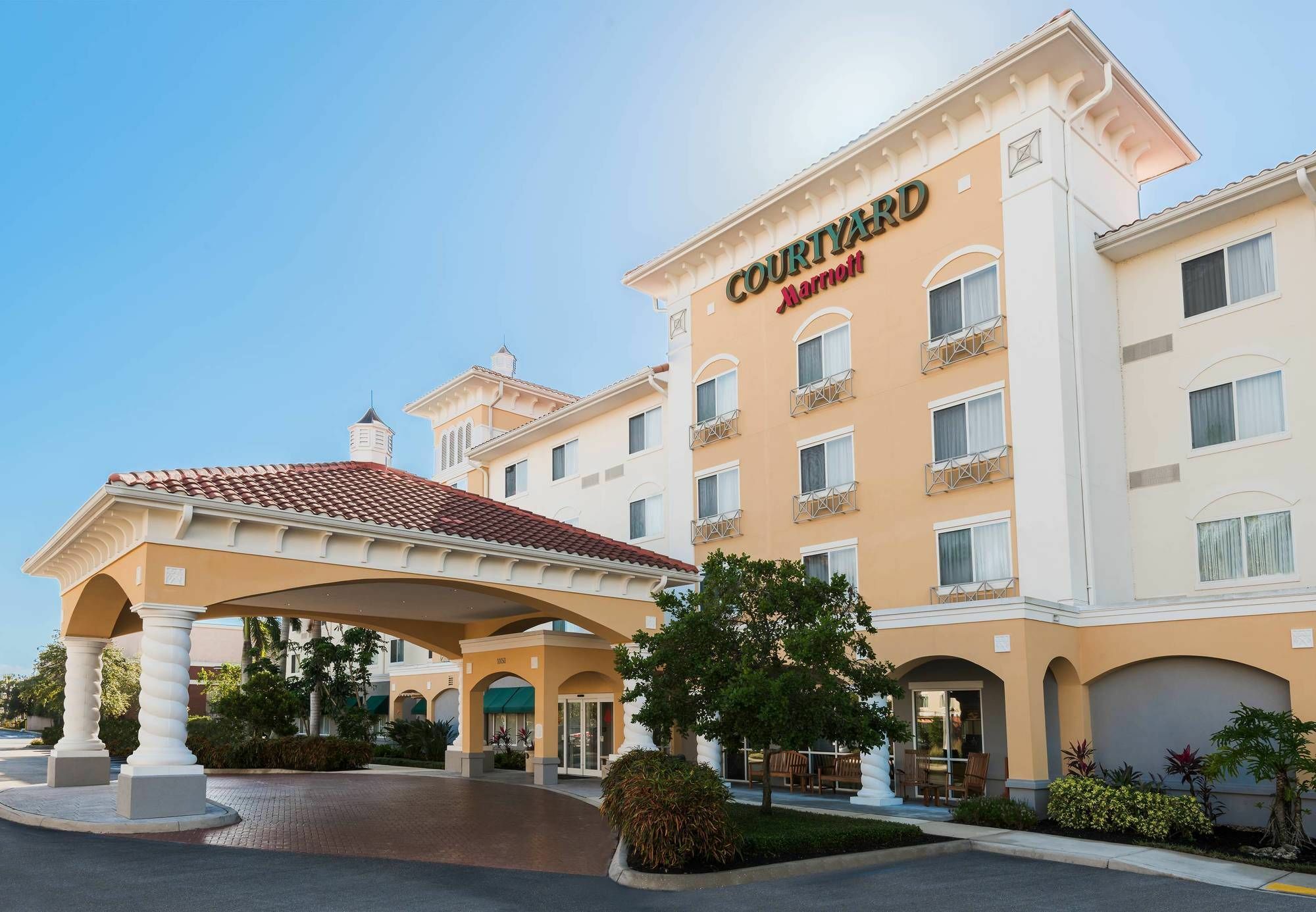 Courtyard By Marriott Fort Myers I 75 Gulf Coast Town Center Hotel Estero Exterior photo